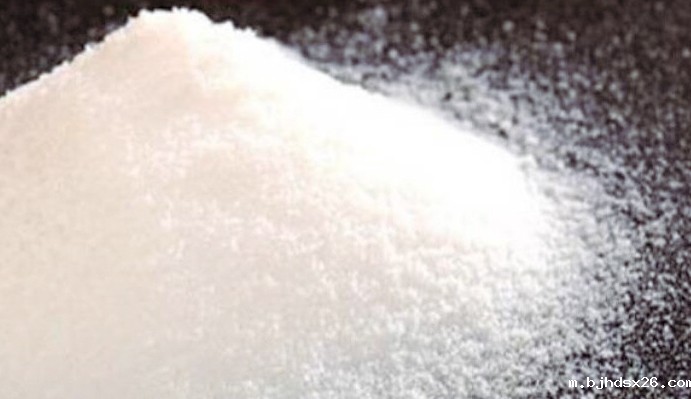 小颗粒雪花碎冰.jpg 小颗粒雪花碎冰.jpg