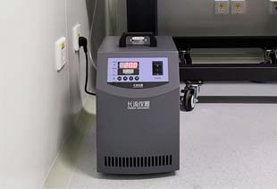 奥林巴斯VS200研究级载玻片扫描仪的“最佳伙伴”：小型冷水机